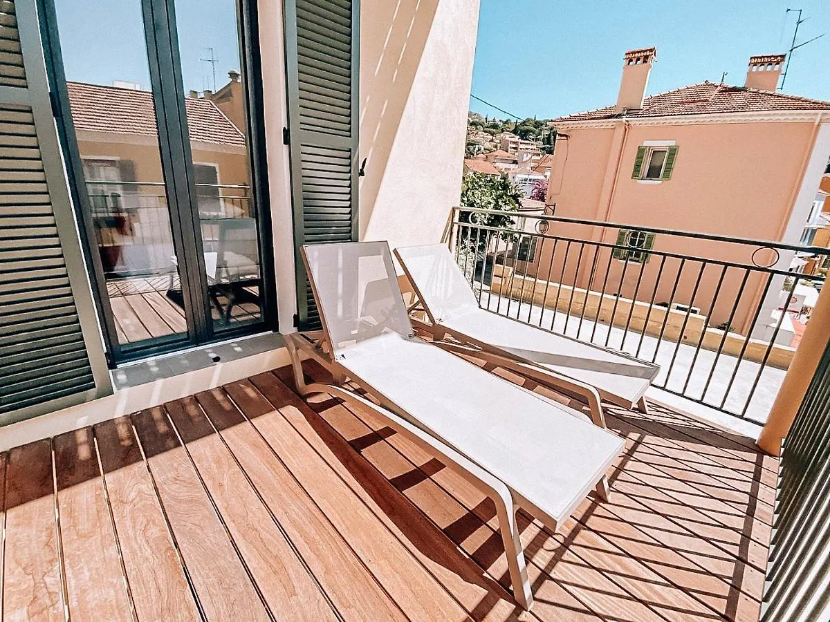 Apartment Appartement 4 Pieces Renove Terrasse Coeur De Ville Le Lavandou